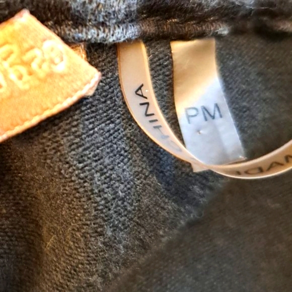 Soft Surroundings Pull-On Black Soft Denim Pants Size MP - Picture 9 of 9